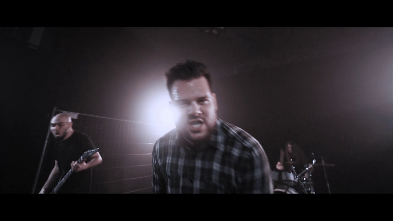Cadaveres - Savages [OFFICIAL VIDEO]