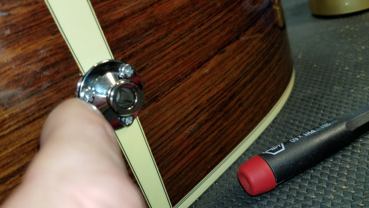 MARTIN D-35 GETS A NEW K&K PICKUP PT1