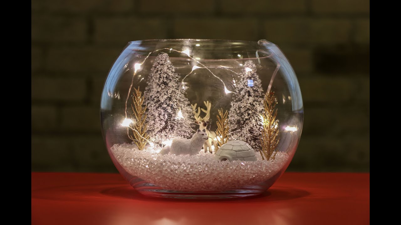 How to DIY a winter terrarium