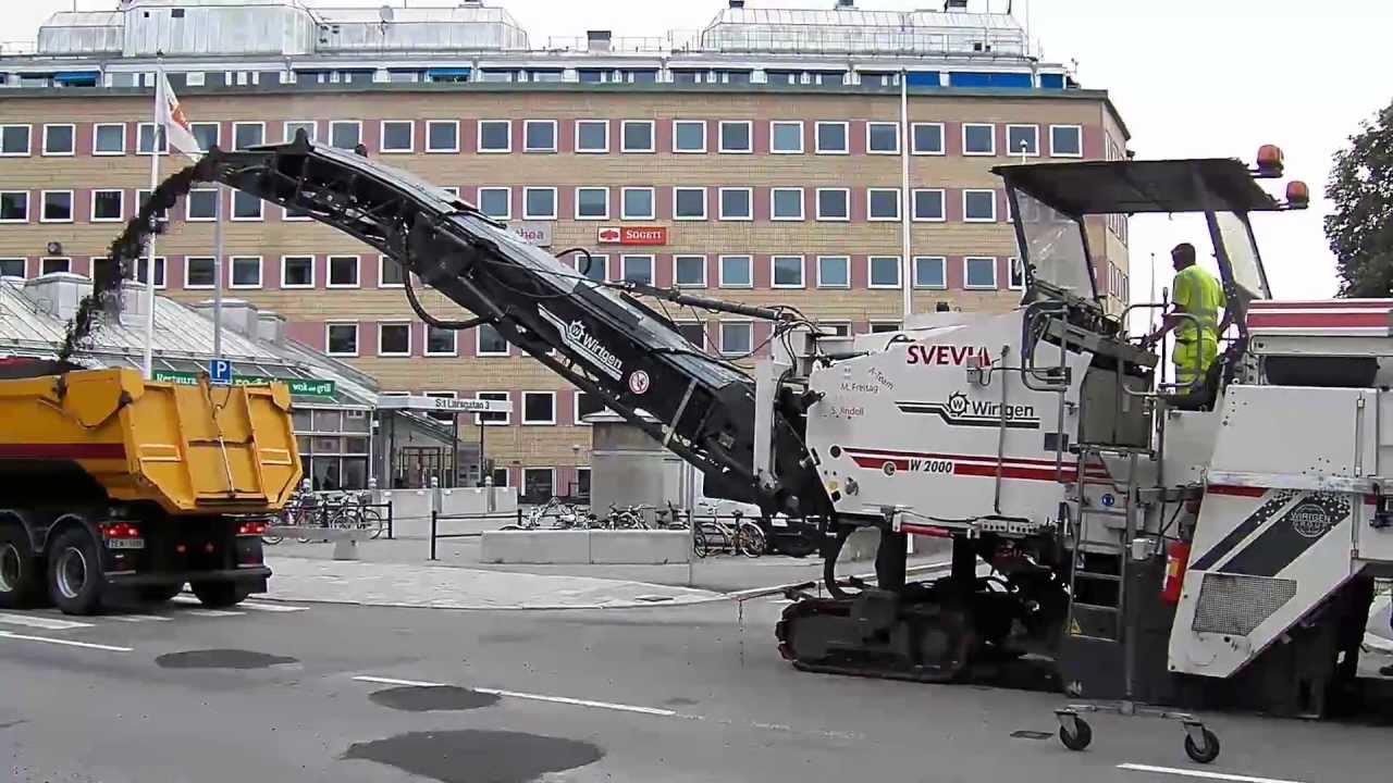 Wirtgen W 2000 asphalt milling machine