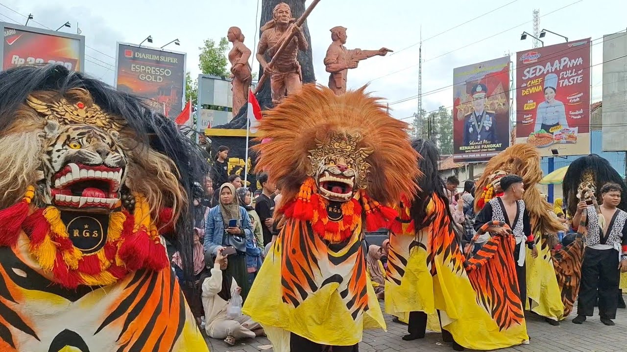 Barongan Risang Guntur Seto live Jalan Pemuda Blora