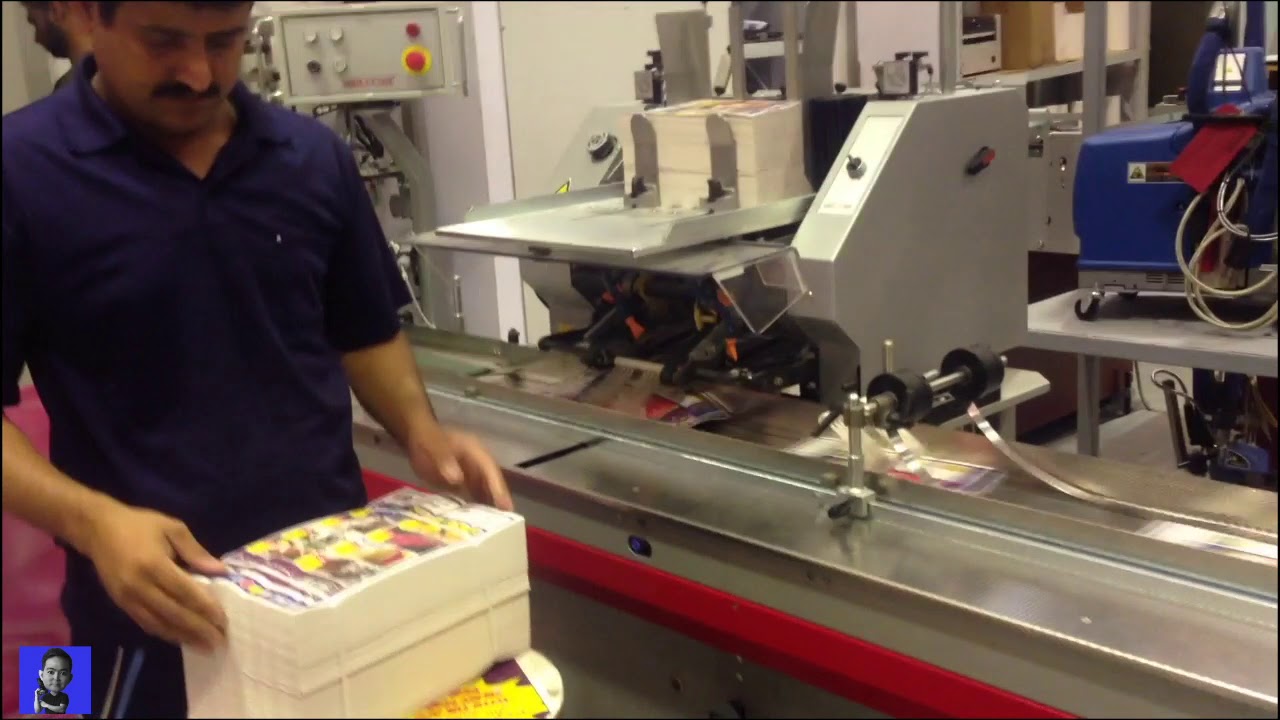 Sitma poly bagging  machine center and side sealing.