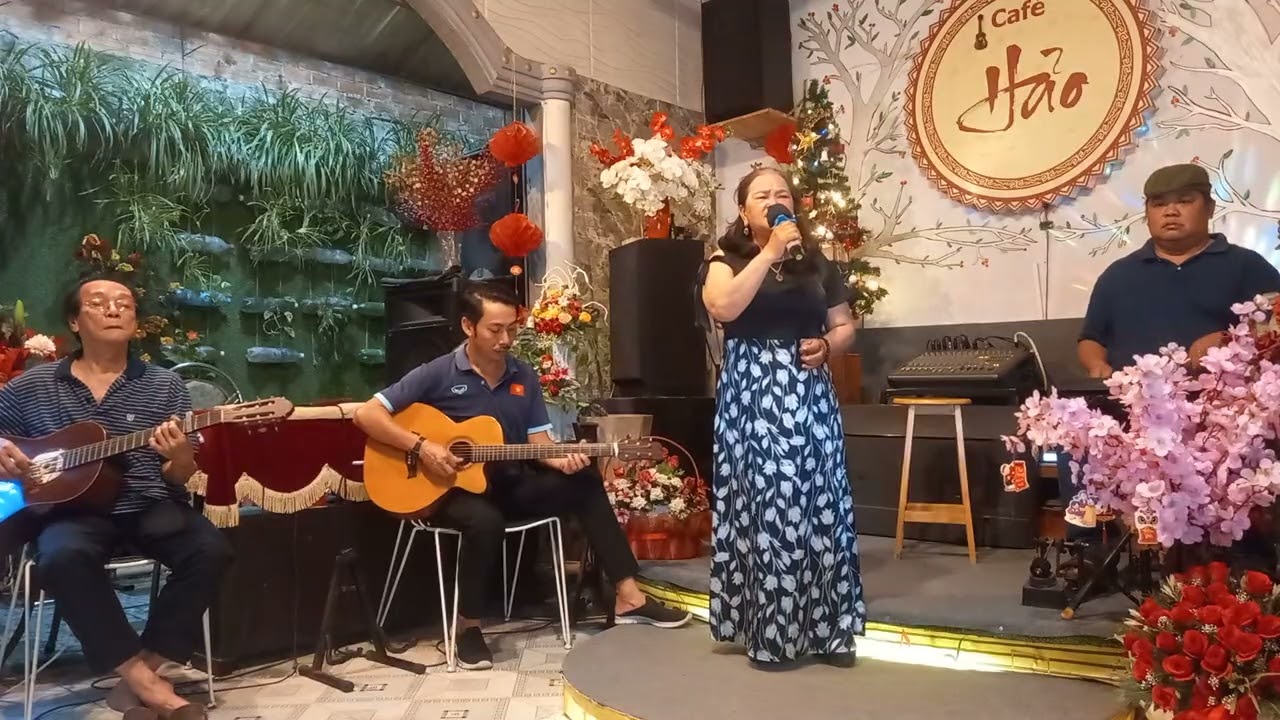 một thuở đam mê.tbHoa Nguyễn