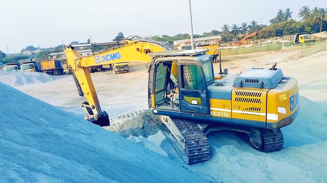 £XCMG XE #210i #SCHWING STETTER #excavator #National Highway #work 