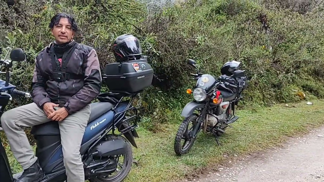 Viaje por Suramérica en scooter Address, laguna Parón, Huascarán national park, Perú