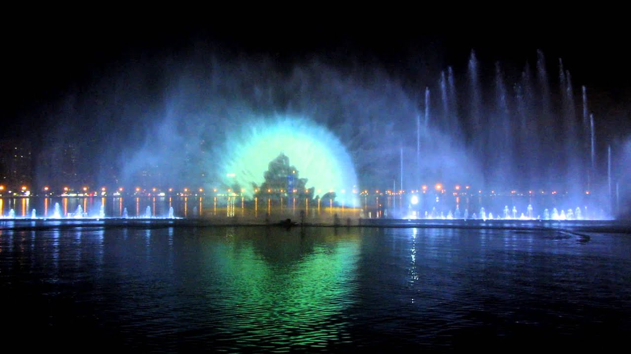 Al Majaz Waterfront fountain, Sharjah