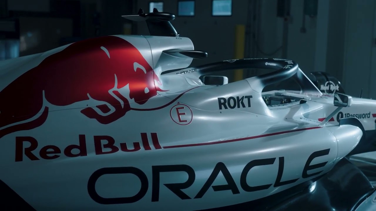 Red Bull Unveils Stunning Tribute Livery for Suzuka GP