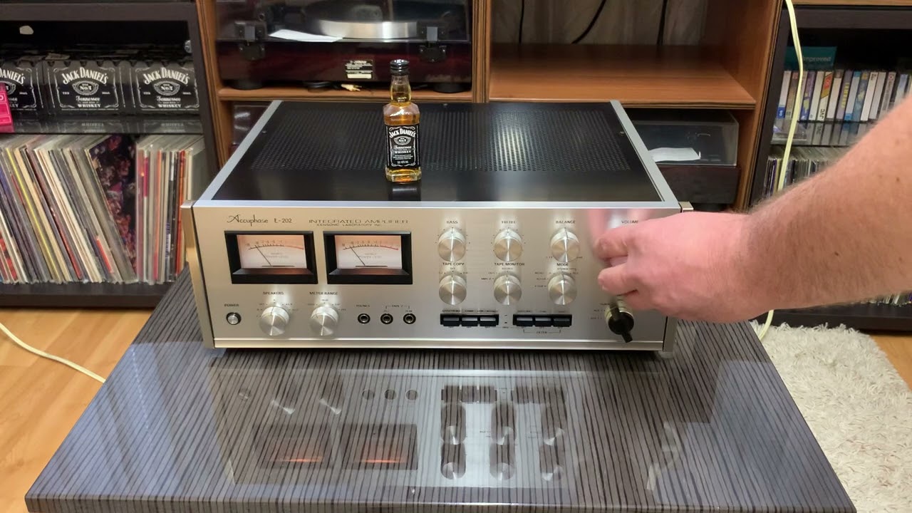 Accuphase E-202 #2