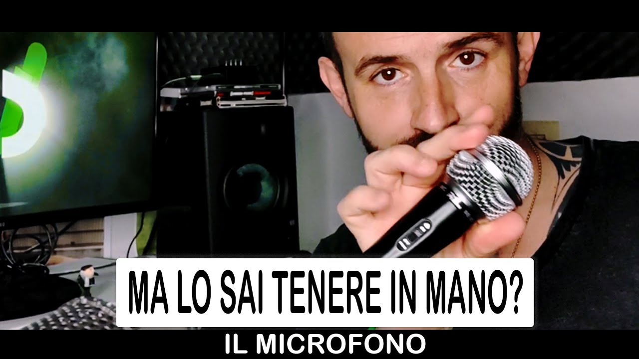 COME IMPUGNARE UN MICROFONO (per i CANTANTI!)