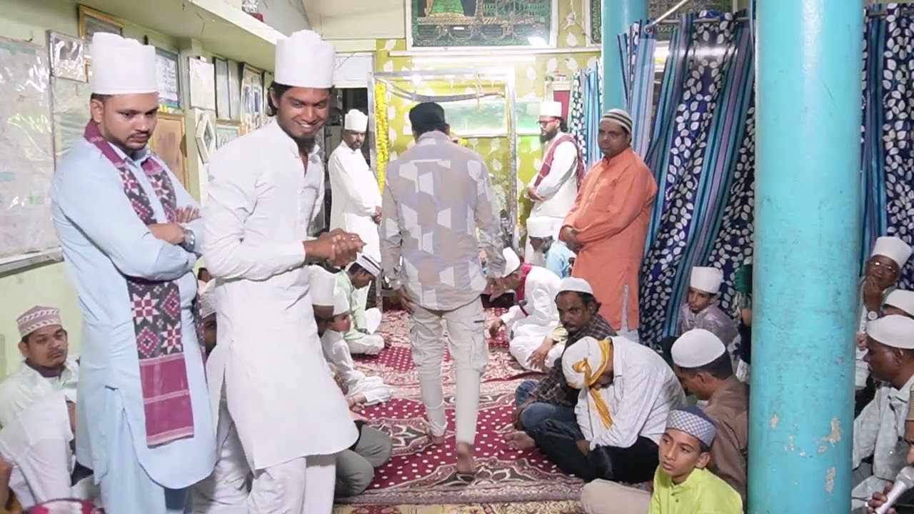 Kaun Kehta Hai Tu Parde Me Chupa Baitha Hai   - ustad Salim  jhankar Gwalior qawwal