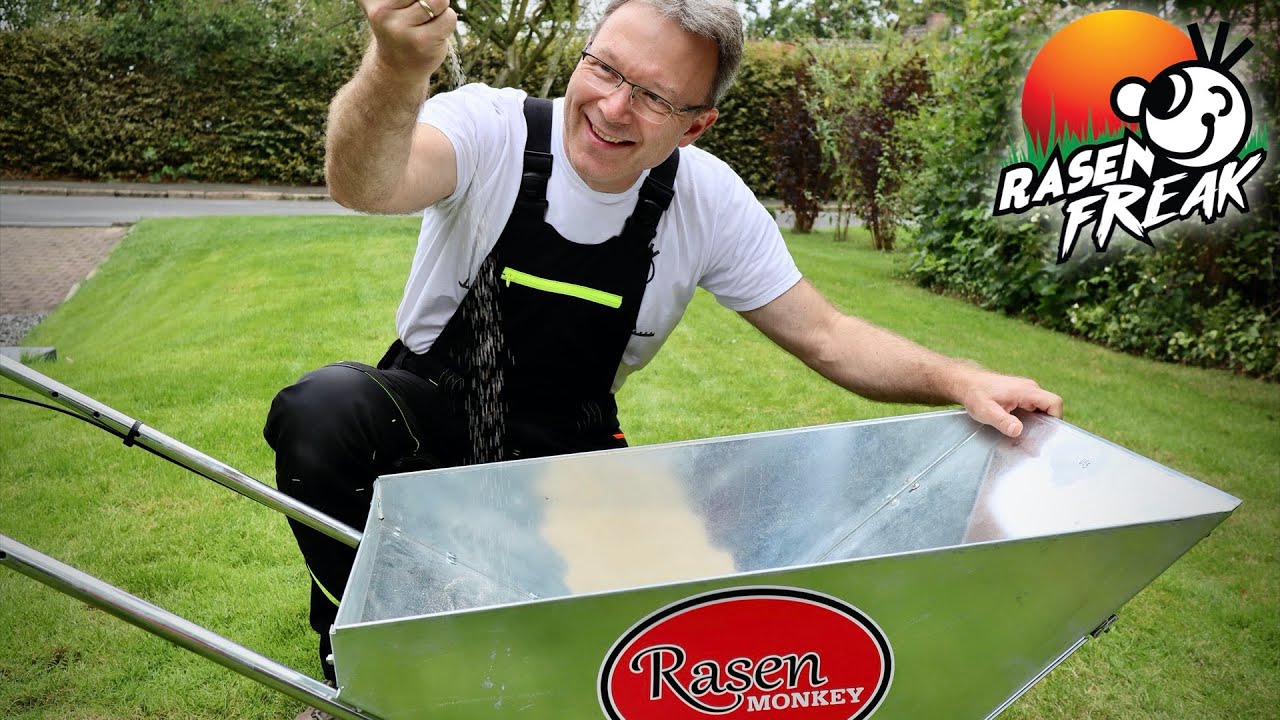 Der RasenMonkey zum Rasen sanden - ein Sandstreuer, der durch den RASENFREAK inspiriert wurde!