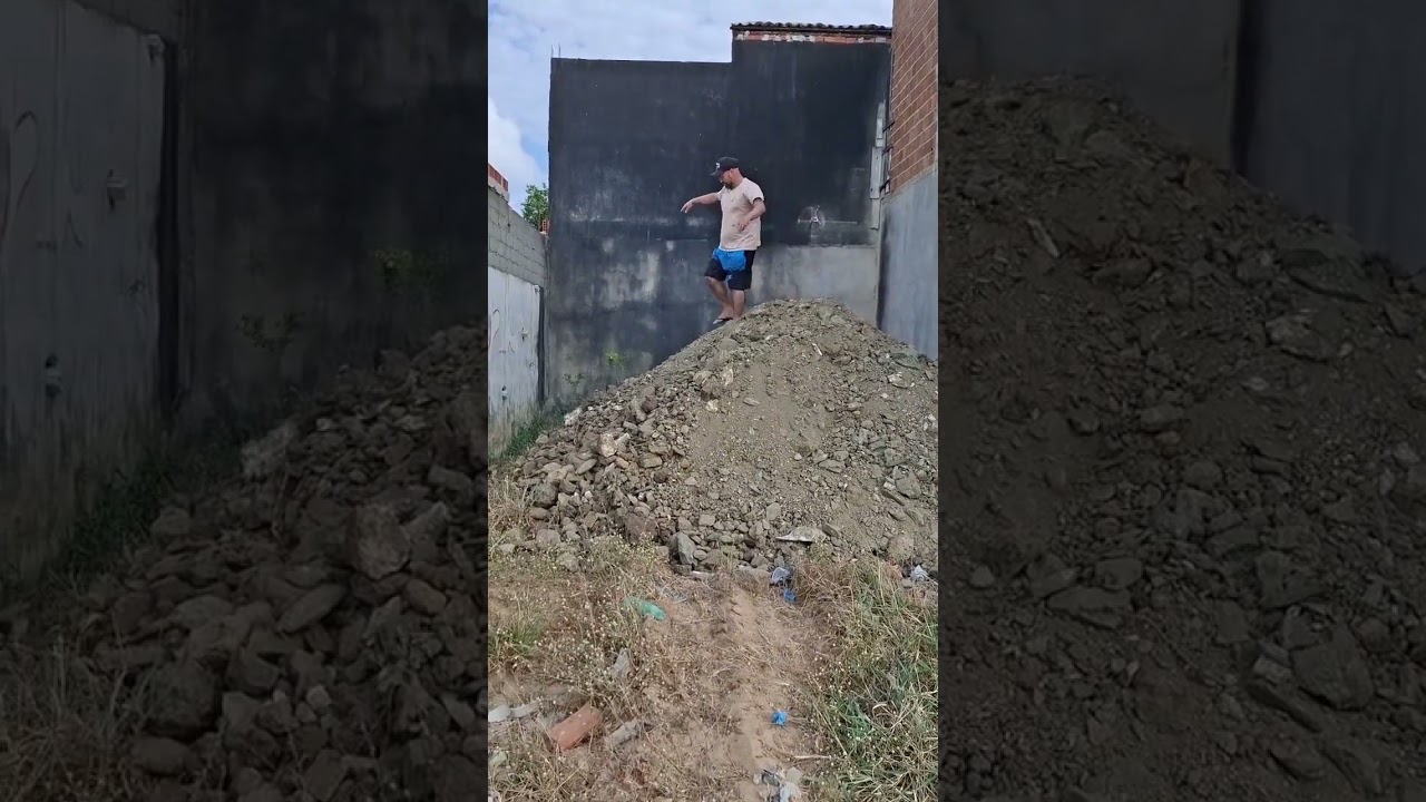 JOGOU ENTULHO NO MEU TERRENO #registrodevida #shorts