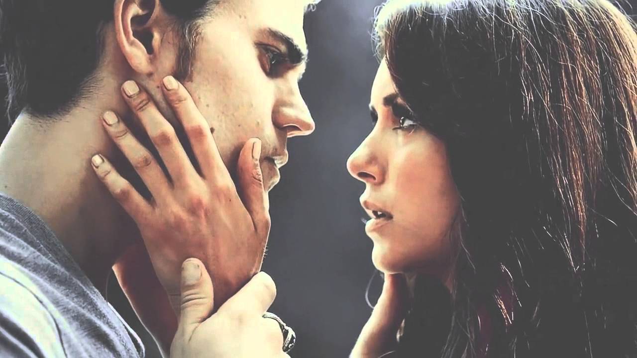 Desisto Ou Insisto - George Henrique e Rodrigo  (Clipe Stefan e Elena)