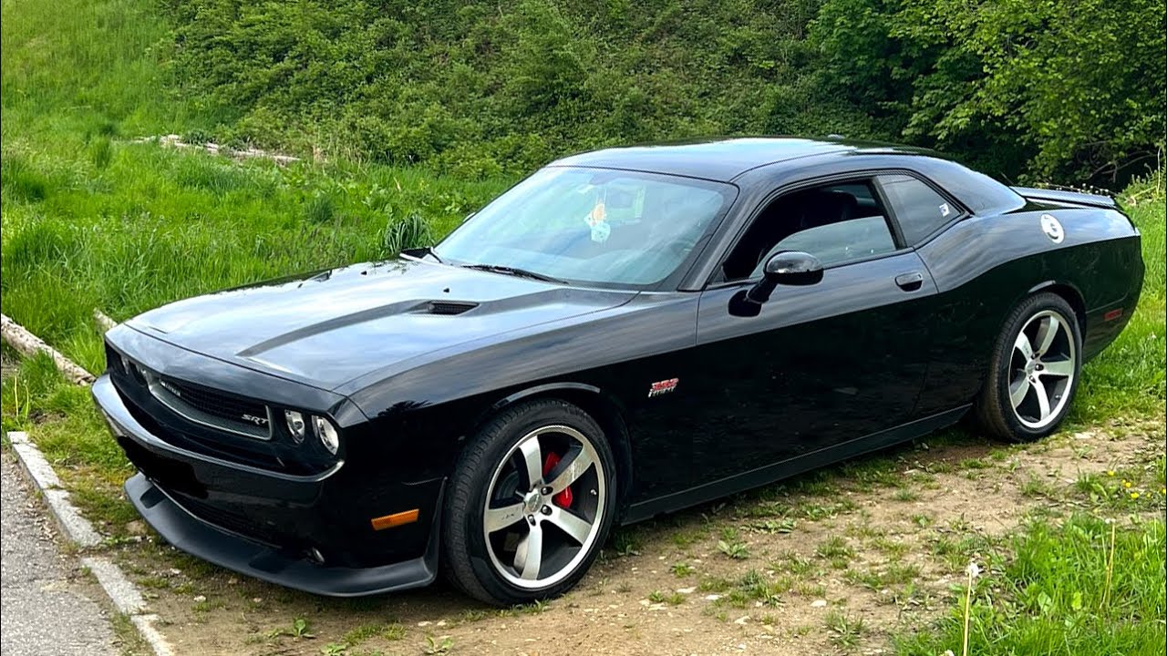 2013 Dodge Challenger SRT8 - 6.4L V8 - Testdrive