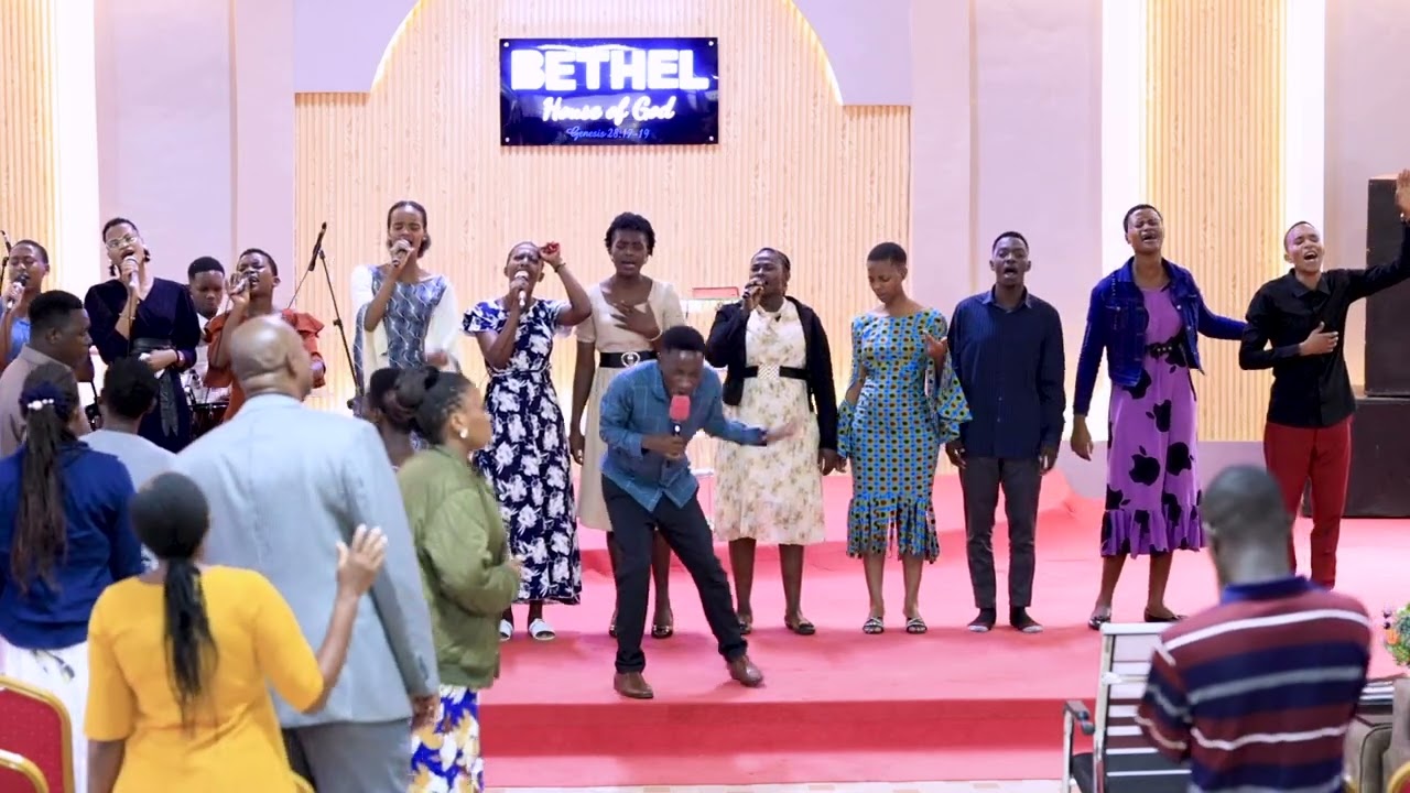 UTUKUFU NI WAKO - BETHEL PRAISE TEAM