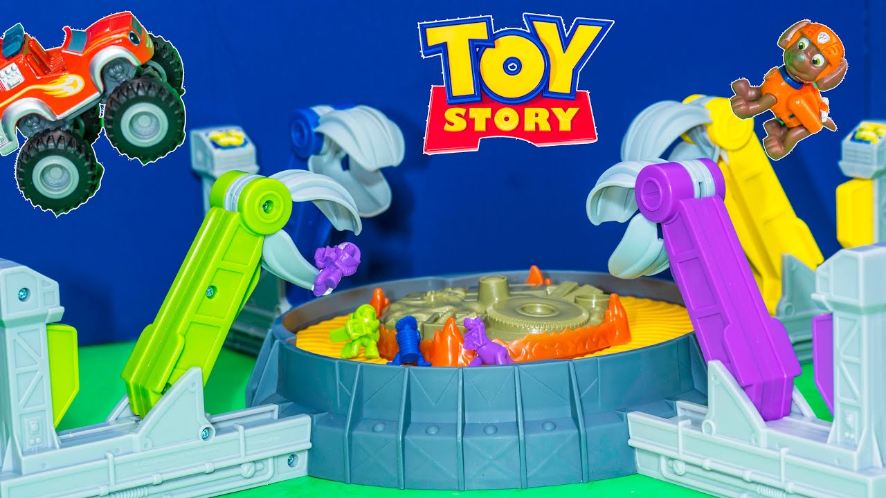 Playing the Toy Story Claw Game with Blaze against Paw Patrol Toys