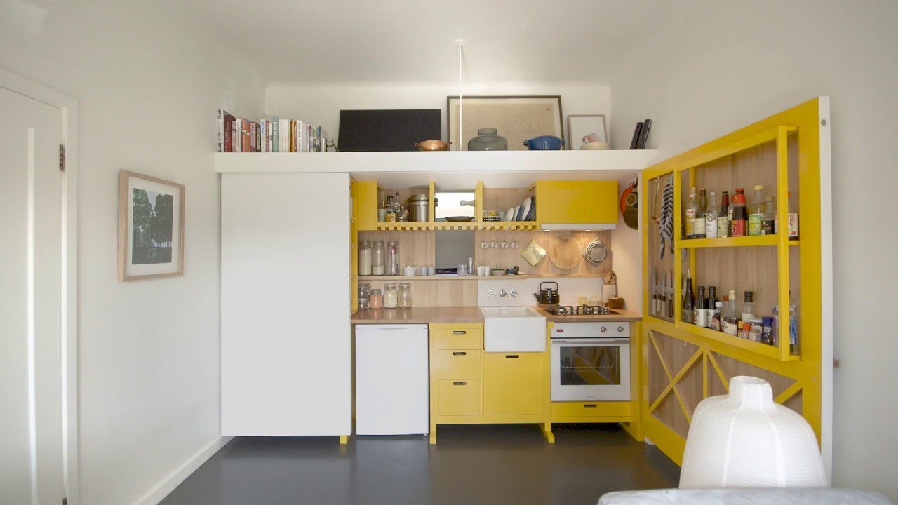 NEVER TOO SMALL Melbourne Toolbox Micro Apartment - 24sqm/258sqft