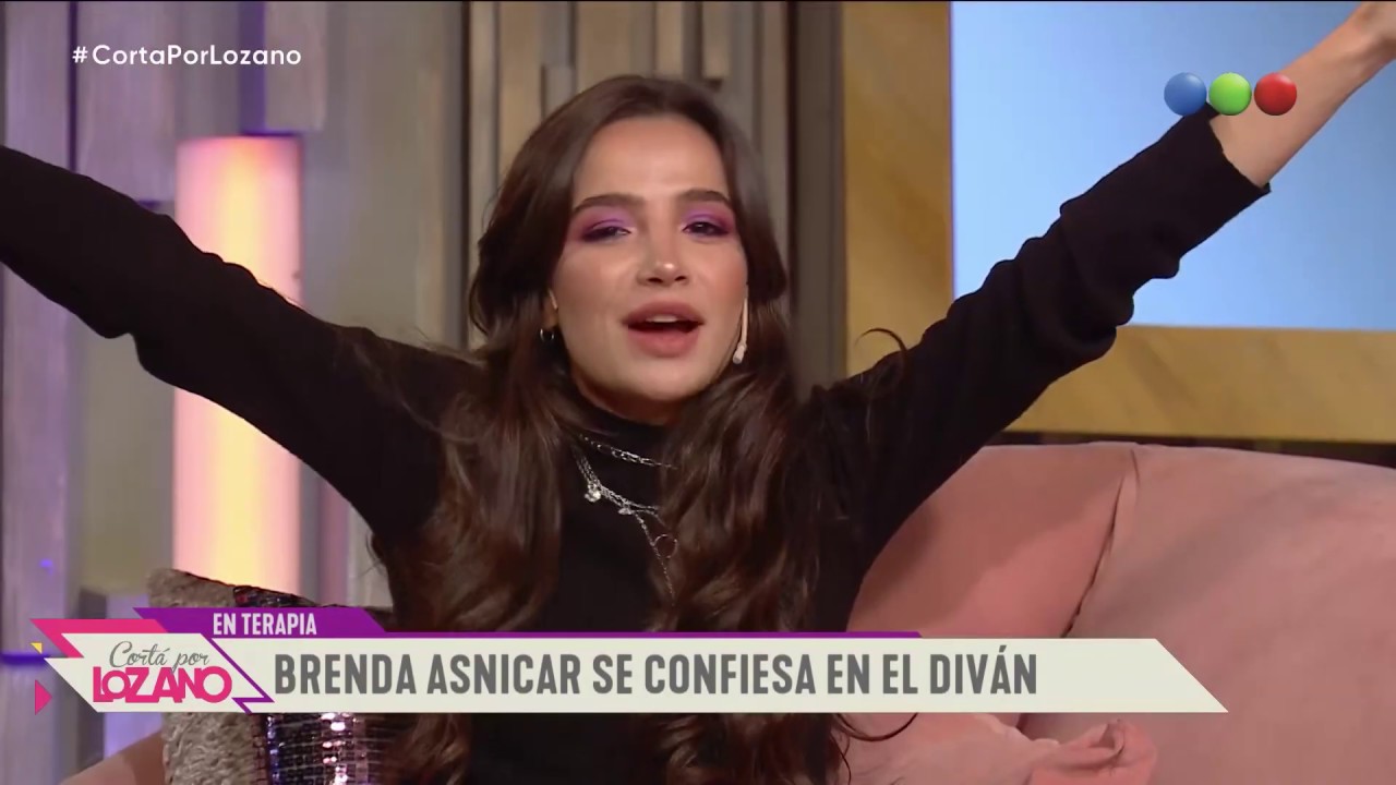 Brenda Asnicar en el diván de Vero - Cortá por Lozano 2019