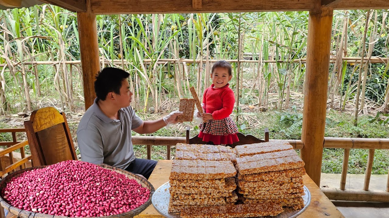 Easy peanut brittle:How to make peanut candy goes to the market sell/Xuan Truong.