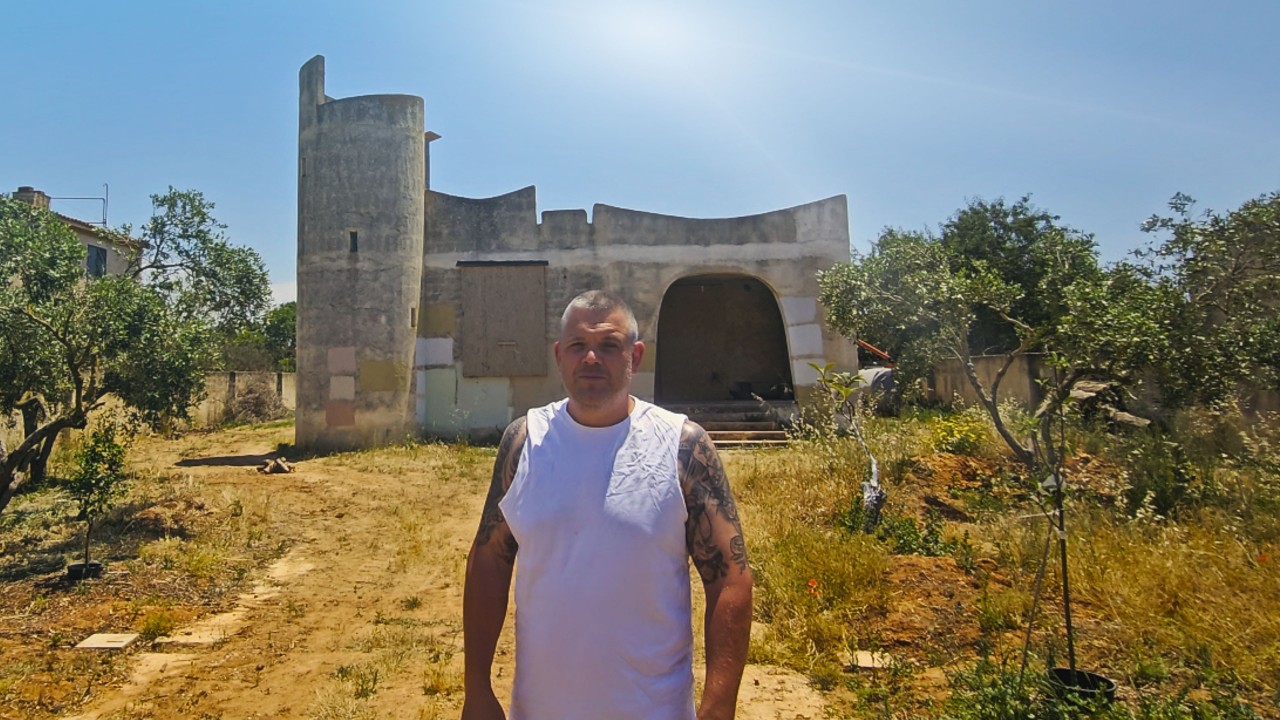 (82) DIY Villa Renovation in Sicily | Another Big Week of Progress!