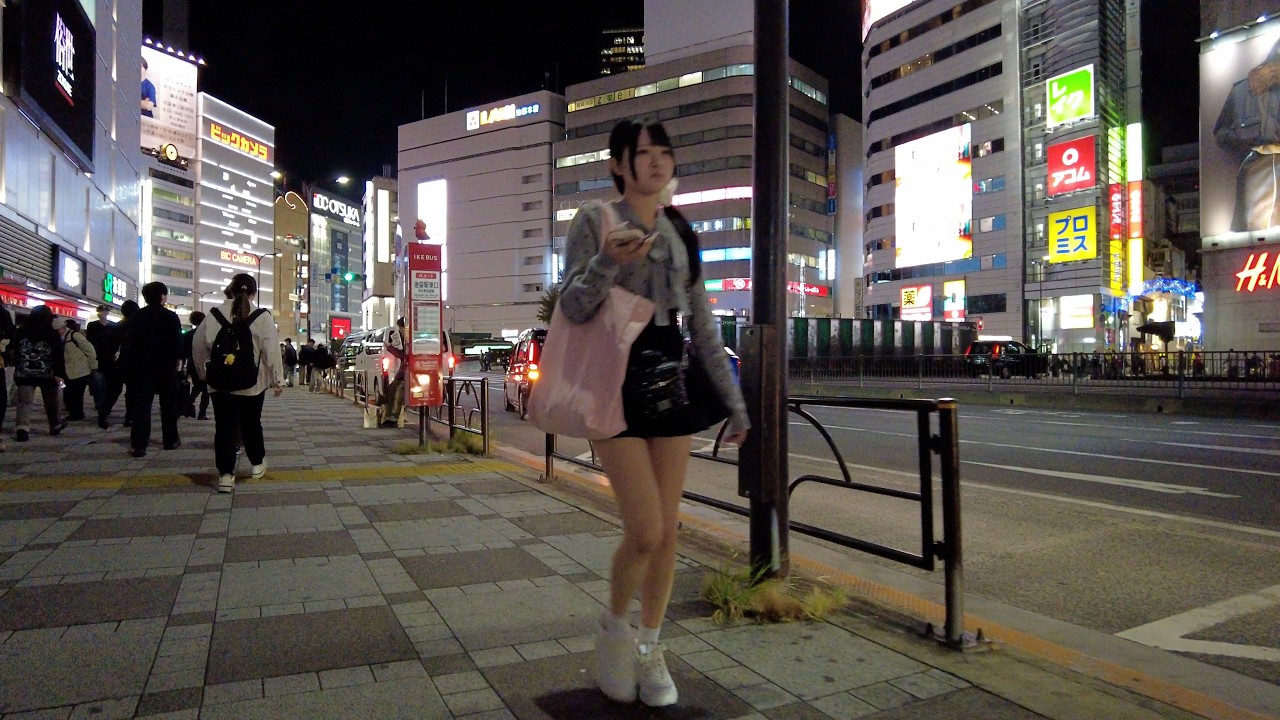 [Night walk-4K] Ikebukuro - Love hotel district (October 23, 2025)