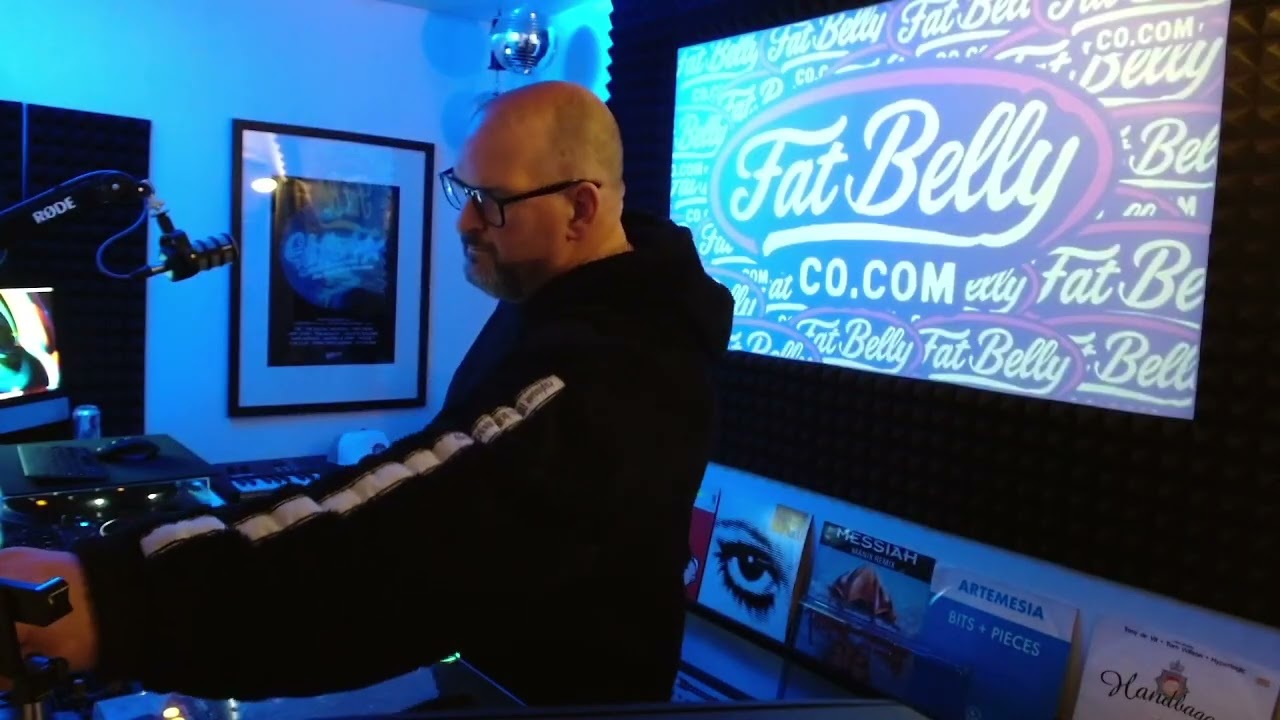 Minimal Deep Tech House 1 hour Mix 01/03/26