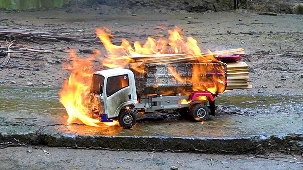 RC TRUK PEMADAM KEBAKARAN MINIATUR  - SIMULASI 3 ADEGAN KEBAKARAN