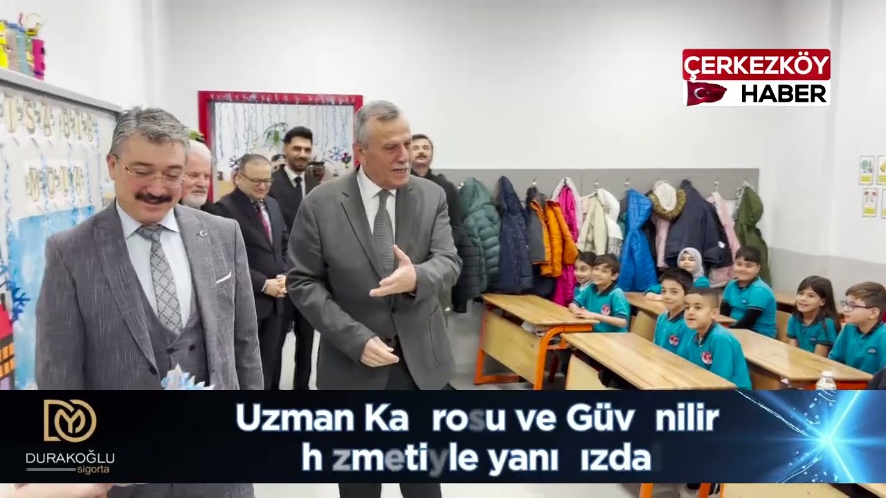 Öğrencilerin karne heyecanına ortak oldular