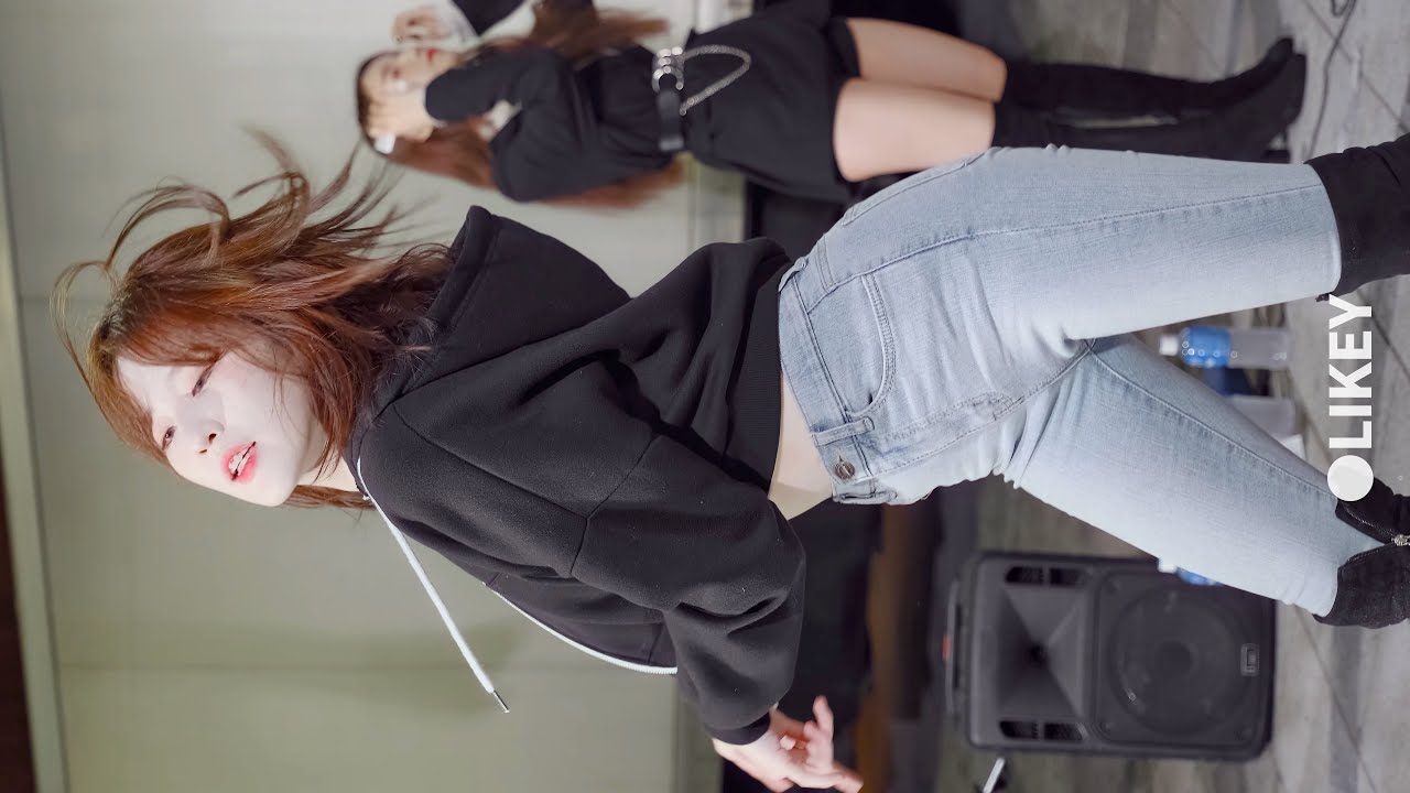 I CAN’T STOP ME_twice | 클락 지은 직캠 @라이키 201117