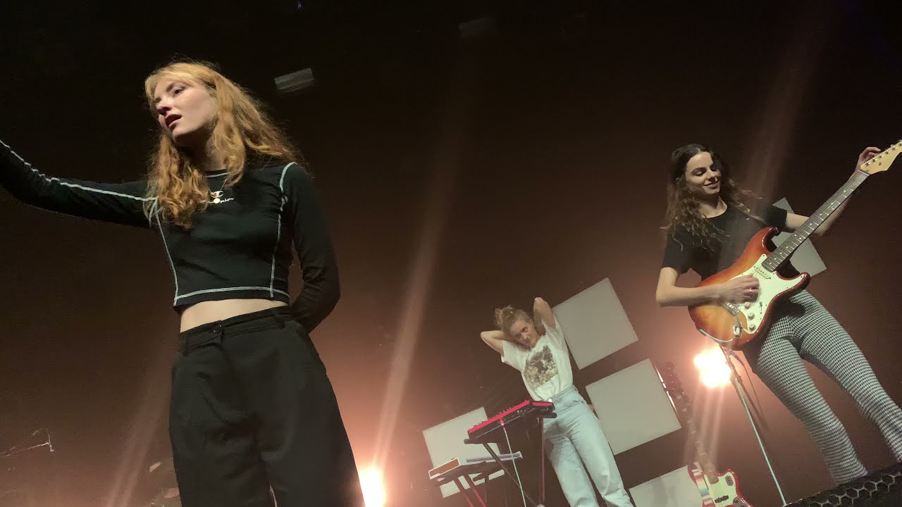 Froukje - Is Dit Echt? [[Live at Effenaar Eindhoven 24-10-2021]]