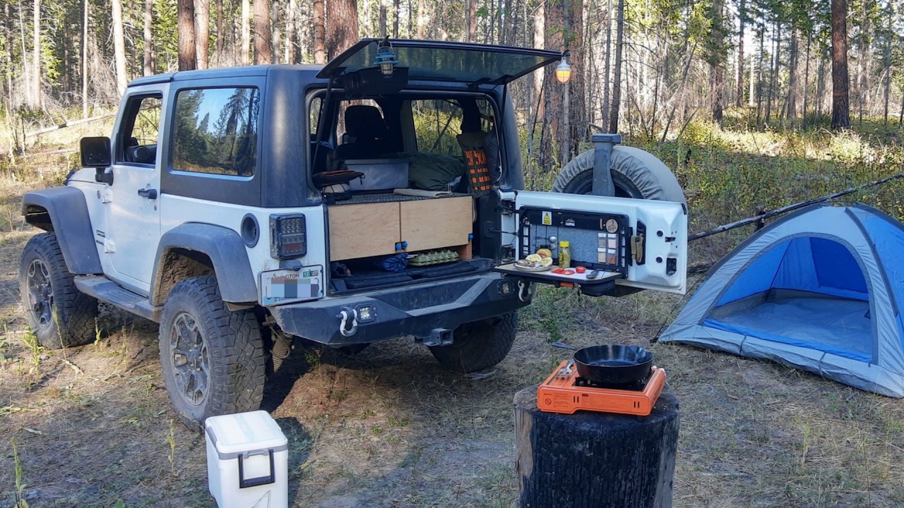 Jeep Wrangler Camping Setup