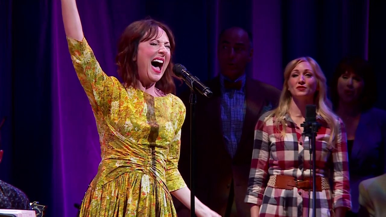 Grammy Nominee Carmen Cusack Sings 
