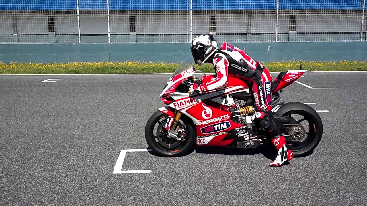 Carlos Checa at Jerez Test with Panigale