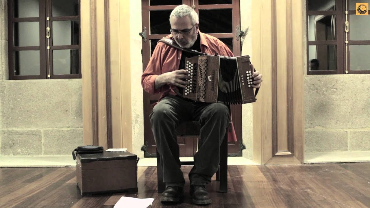 Alain Pennec solo accordion La valse Clog + La valse du Coteau