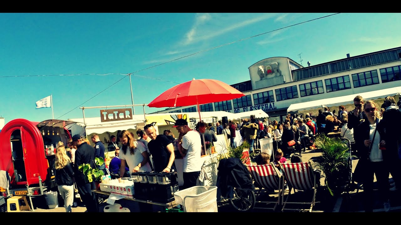 Copenhagens Meat Packing district&acute;s market day