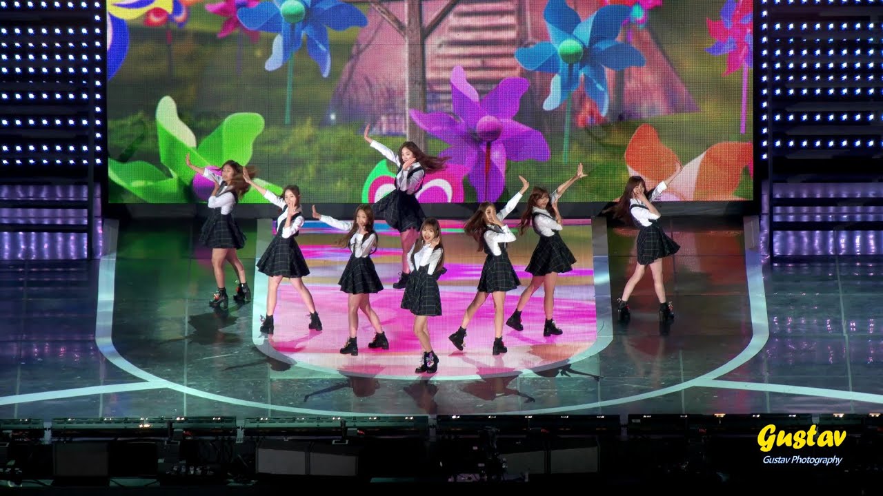 [직캠/FANCAM] 151017 러블리즈 (Lovelyz) 안녕 (Hi~), 아츄 (Ah-Choo) @ 인천한류관광 콘서트