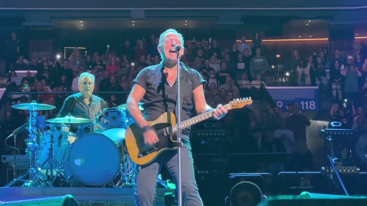 Bruce Springsteen and The E Street Band - “Trapped” - Philadelphia, Pennsylvania - March 16, 2023