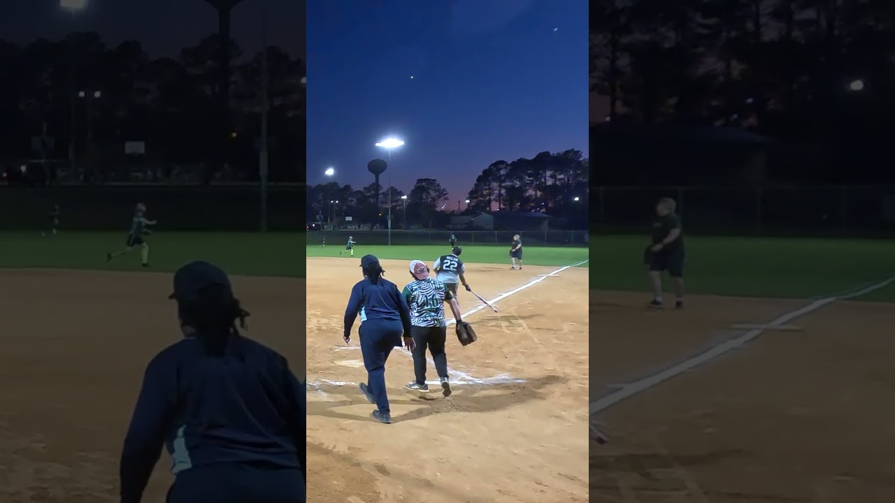 Still low-key mad that I didn't catch the second one #slowpitchsoftball #slowpitch