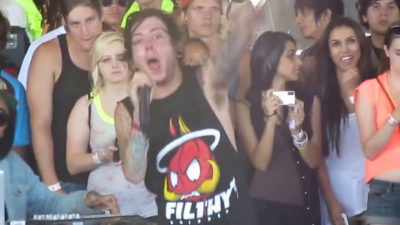 Breathe Carolina LIVE Warped Tour 2012 Milwaukee