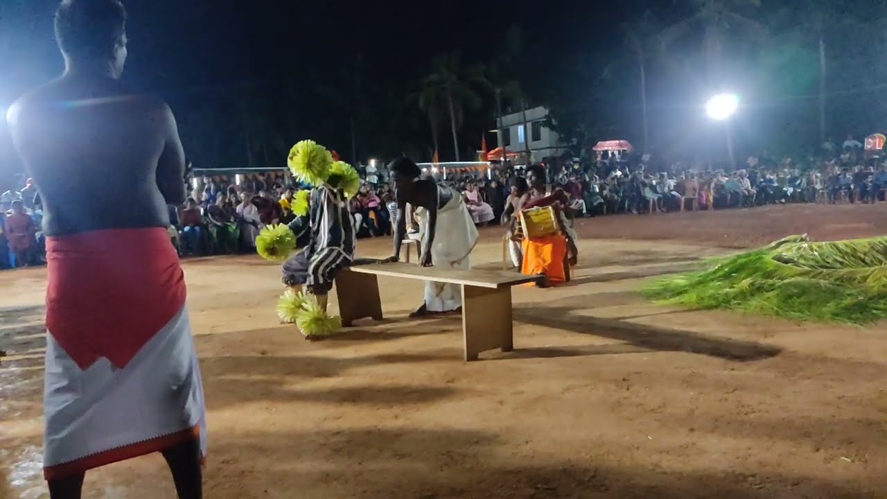 Darma daiva panjurli kola.at Neerchal malladka.Koladhaari Girish Kundakuzhi..