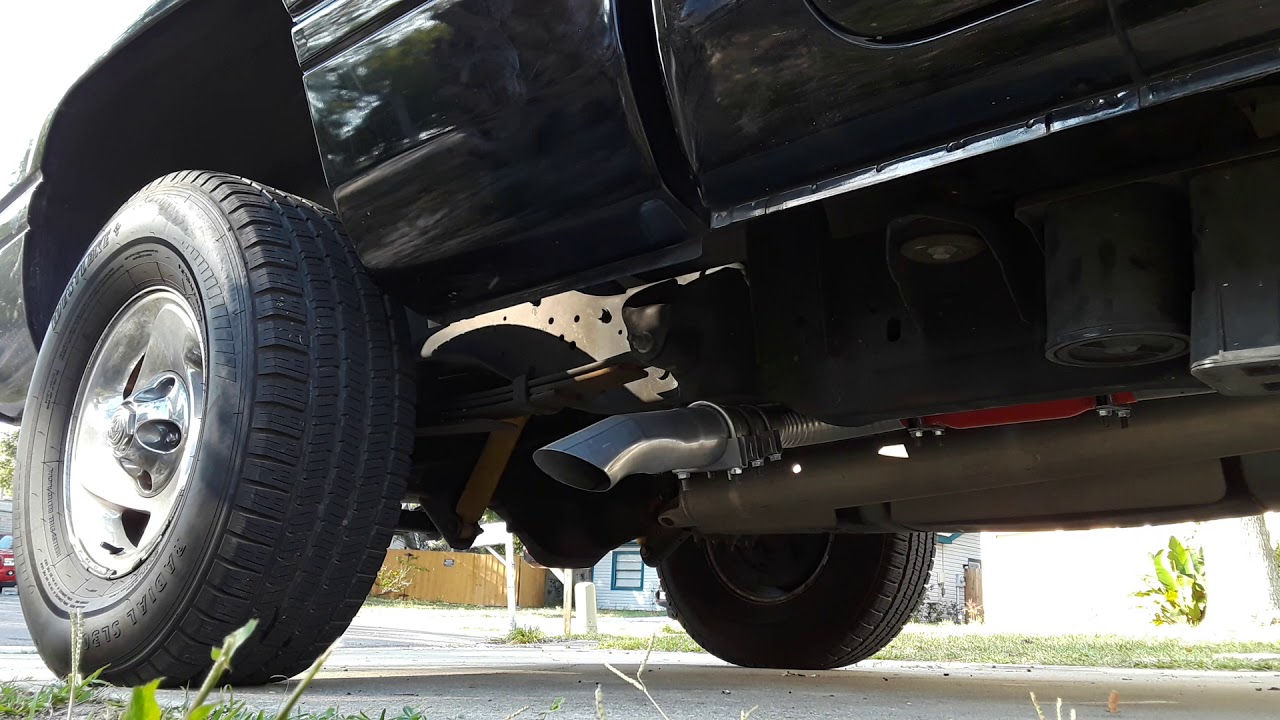 5.9L Ram 1500 Cherrybomb COLD START!