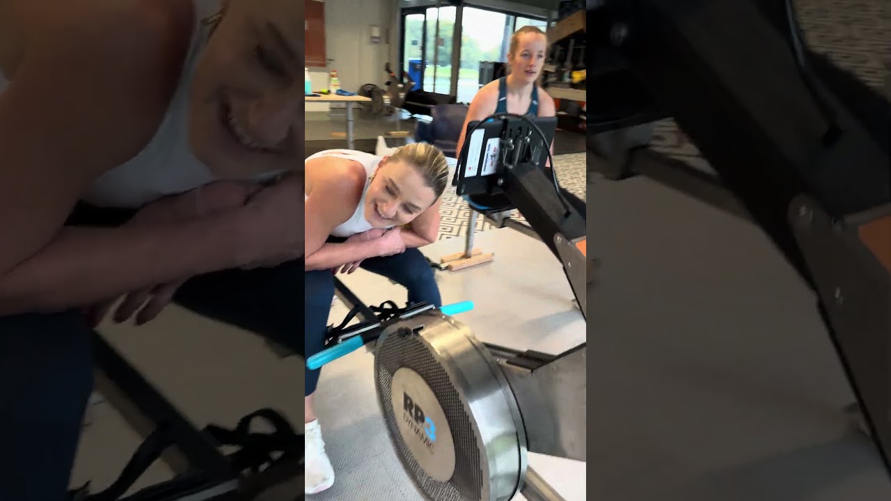 Onze 4x400 atleten🏃&zwj;♀️ op de ergometer 🚣 #teamnl #athletics #relay #rowing #sports #olympics #train