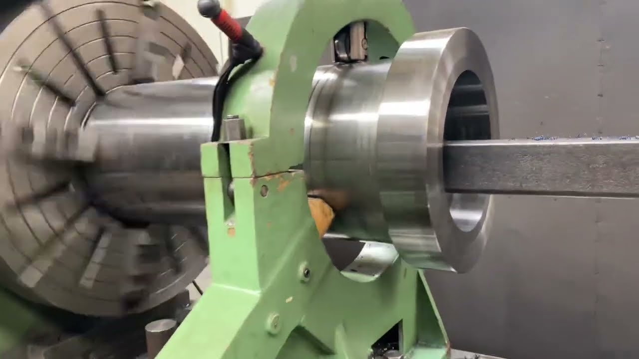 600 TON KOVAN İŞLEME TORNA MAKİNESİ 6 METRE