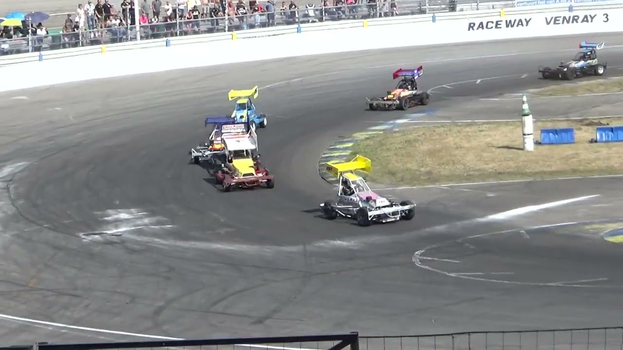 2022 08 21 Venray F2 heat 3 #152 Chris Hendriks