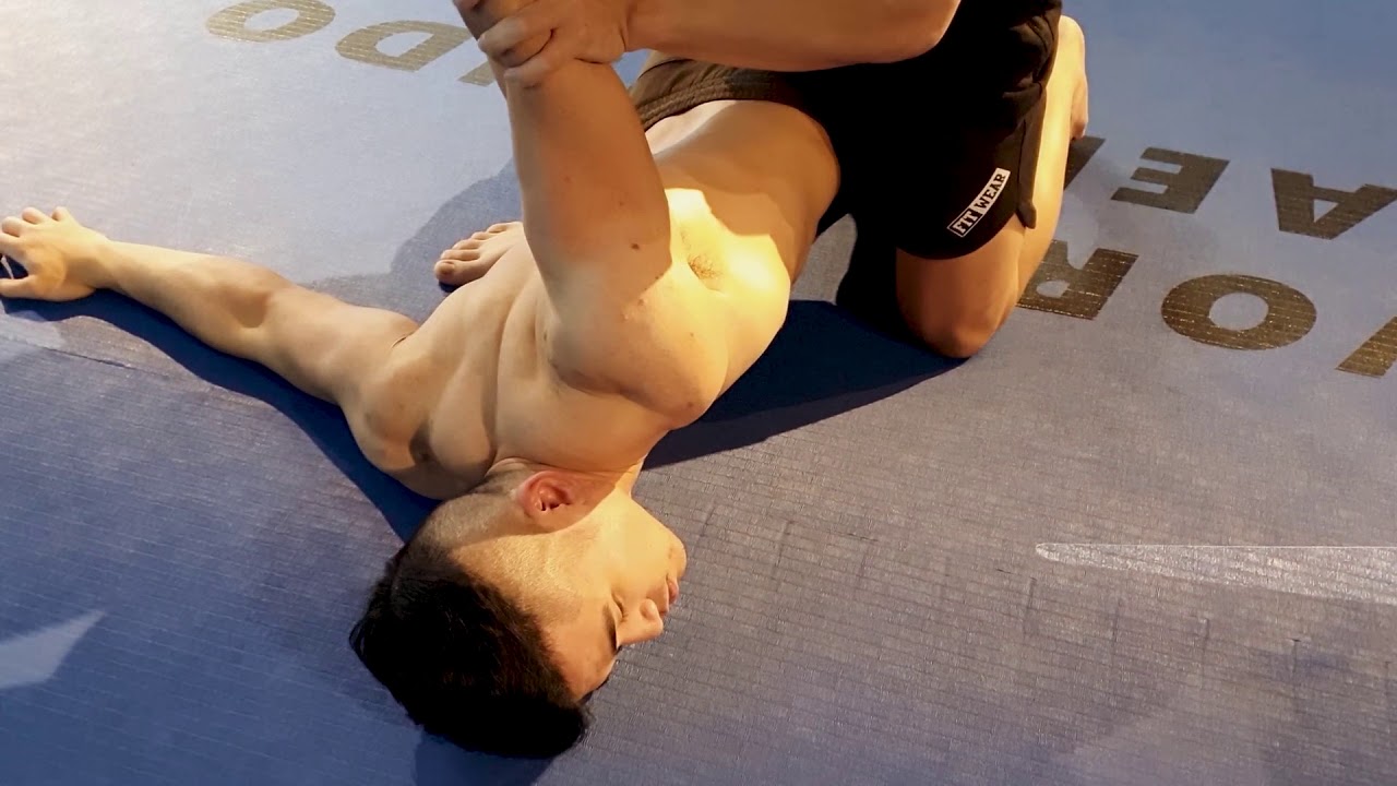 Những bài tập GIÃN CƠ cho ngực vai buổi tập ĐẨY - Stretching for chest & shoulder