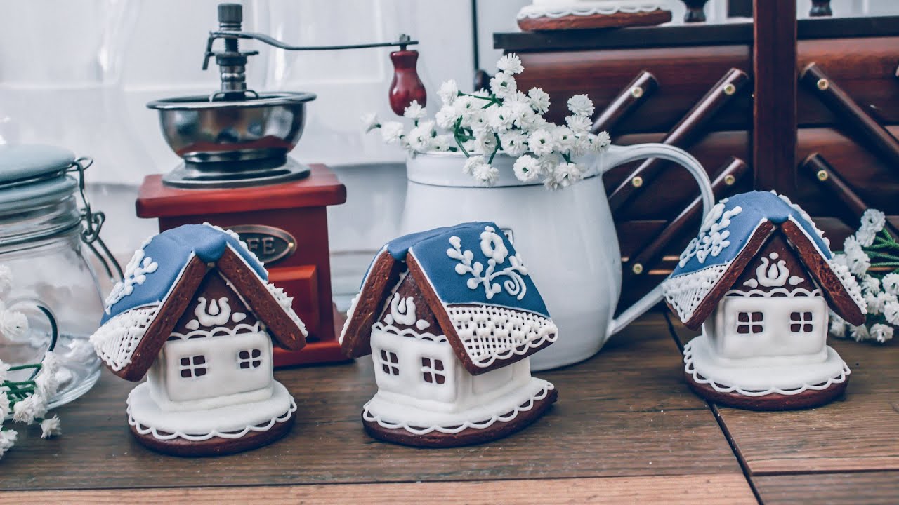 Malá modrá perníková chaloupka