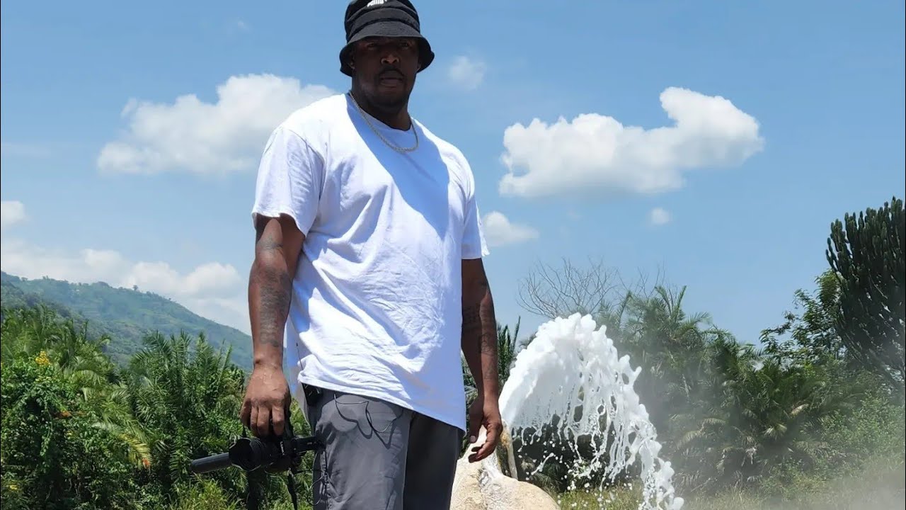 This is what HOT SPRINGS look like in western Uganda