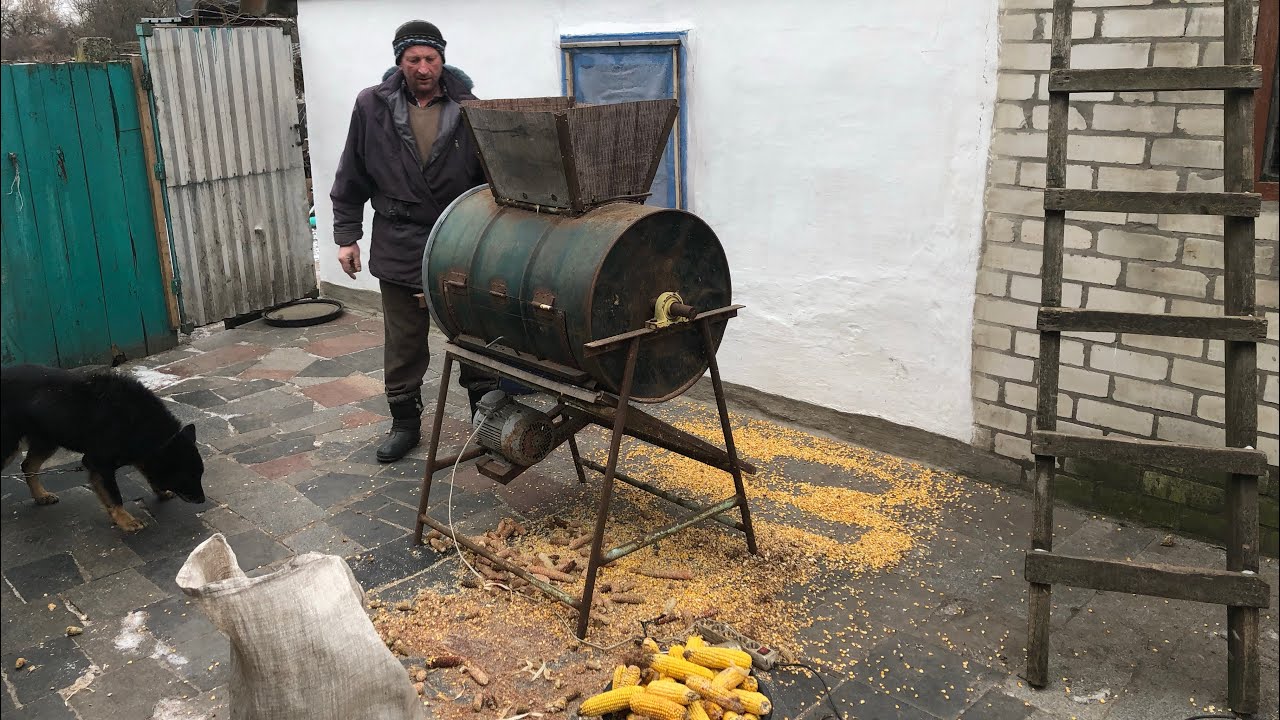 Агрегат для лущення качанів кукурудзи. Працюємо з батьком