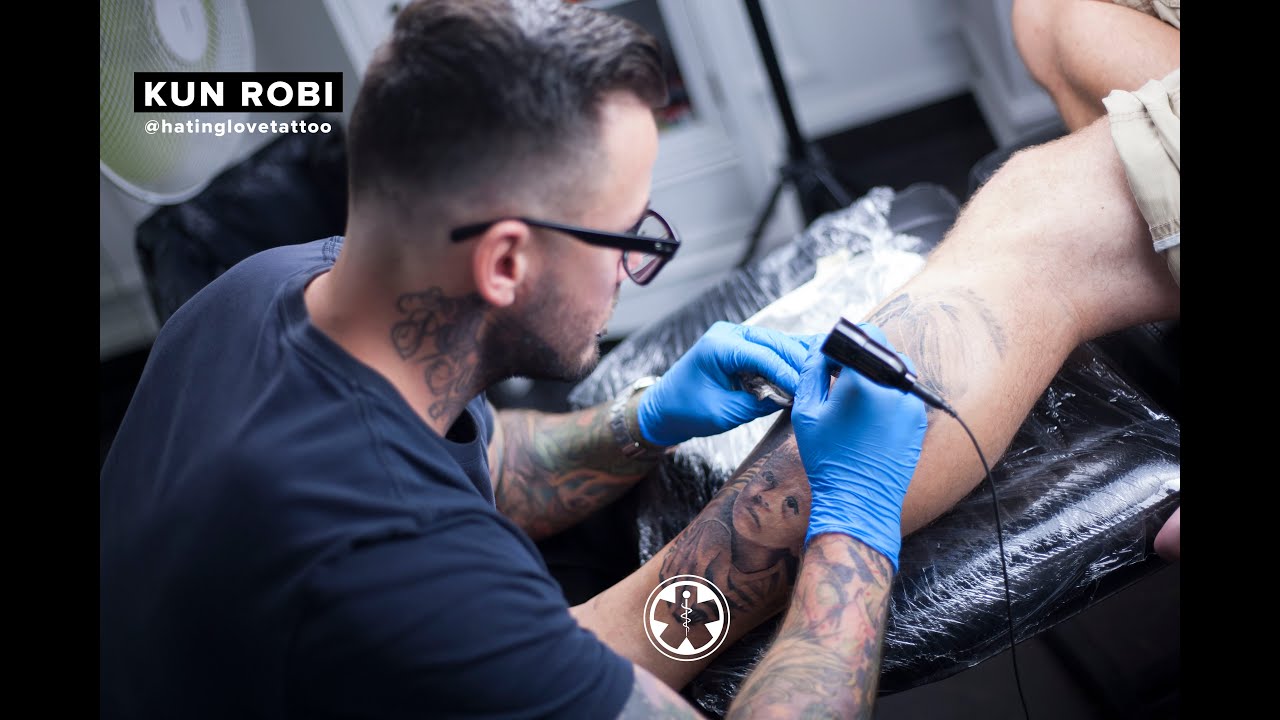 A TattooMed Hungary bemutatja: Kun Robi (Hating Love Tattoo, Sülysáp,  USA, Belgium, Ferrari)