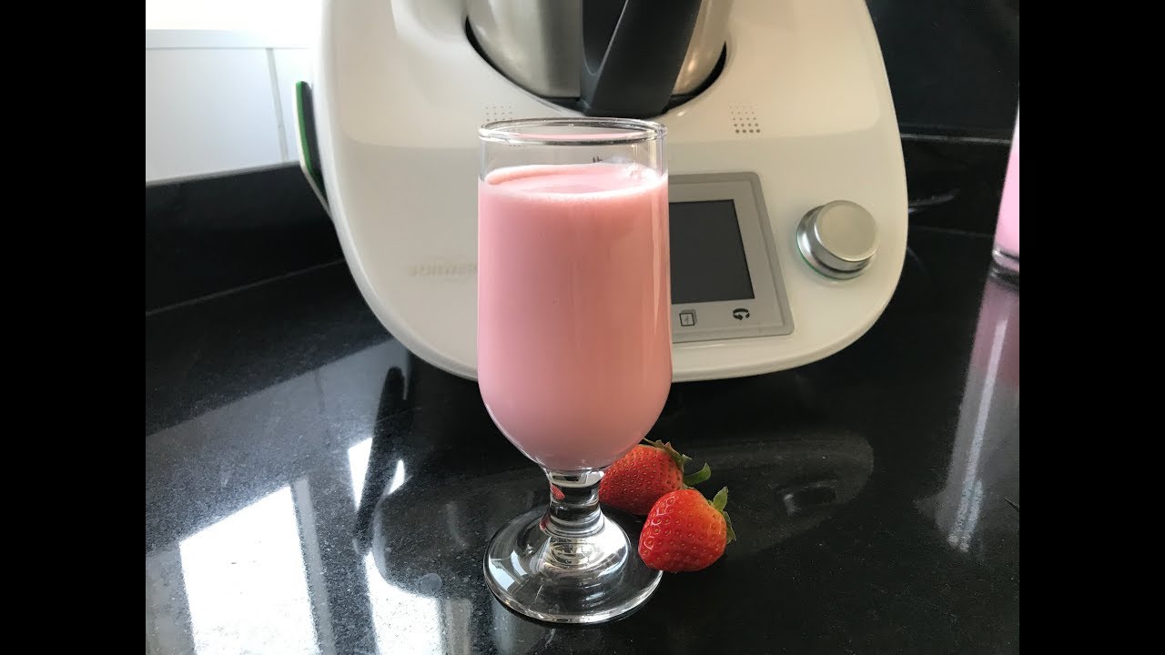 DELICIOSO IOGURTE LIQUÍDO DE MORANGO COM THERMOMIX/BIMBY®